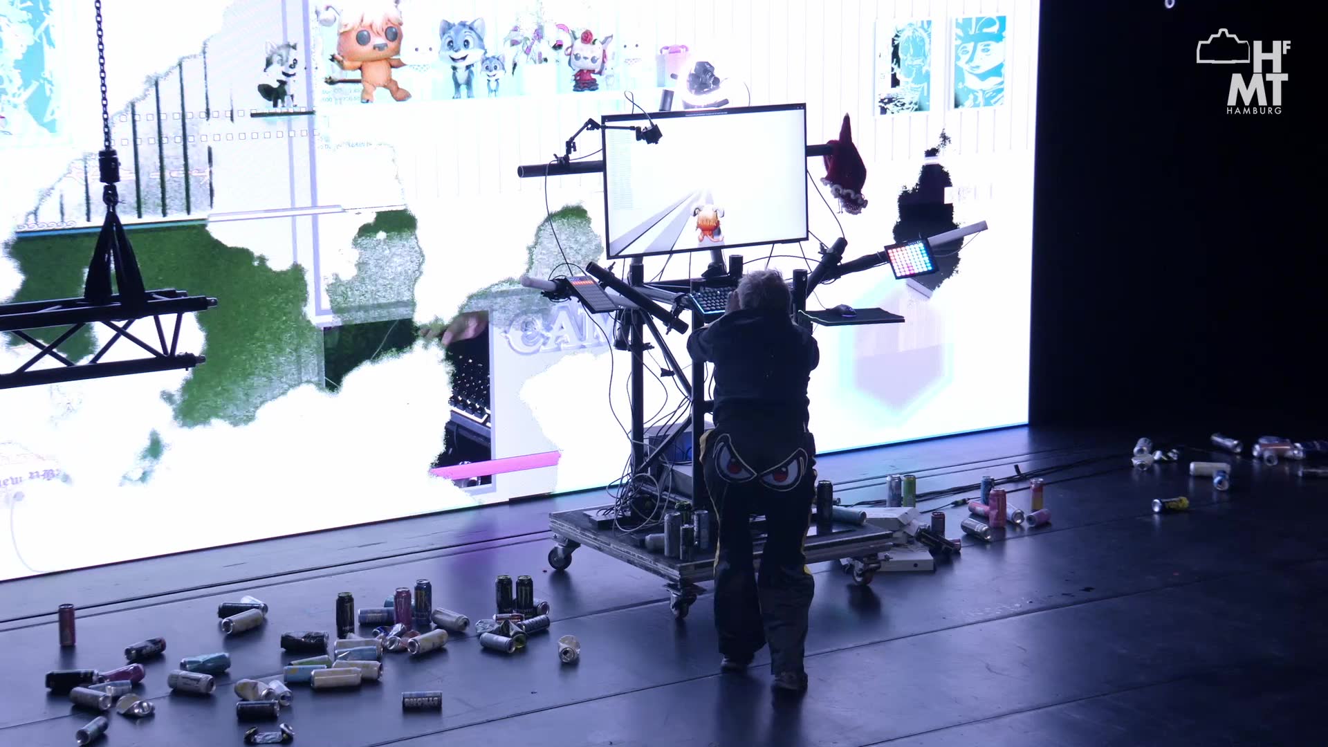 Miniaturansicht - THE FUTURE IS PRESENT - Arbeiten von Studierenden des Masterstudiengangs Multimedia-Komposition